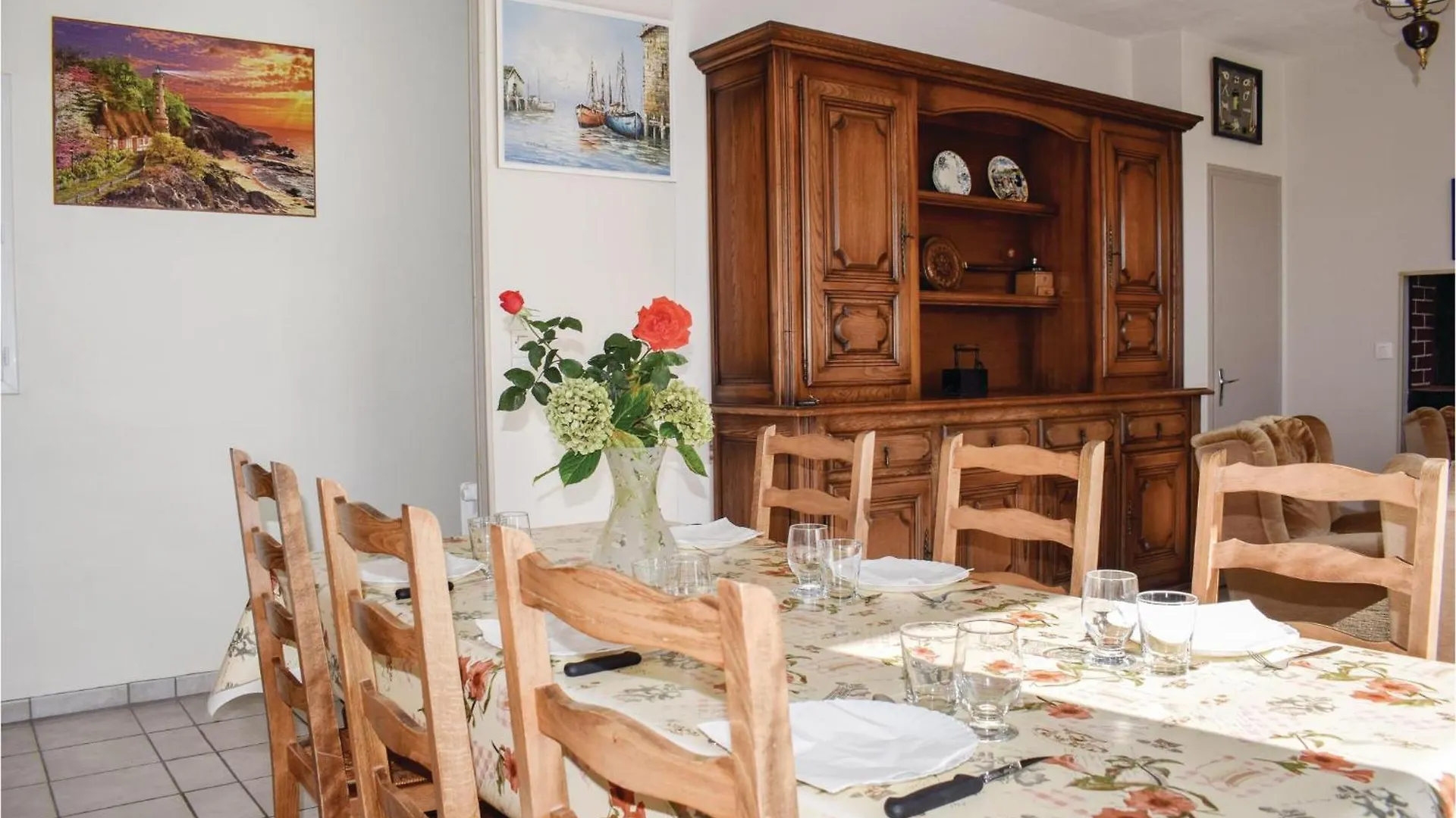Casa de Férias Nice Home In Lanmodez With Kitchen França